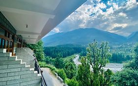 Hotel Hollywood Vibes #Riverview #Premium Rooms #Prime Location #Most Awarded #Parking #Top Rated #Open Terrace #Lawn #Best Selling Hotel In Manali